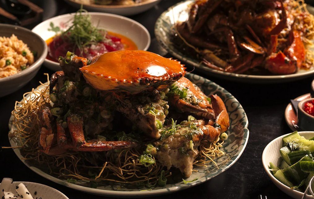 Whole chilli and garlic mud crab